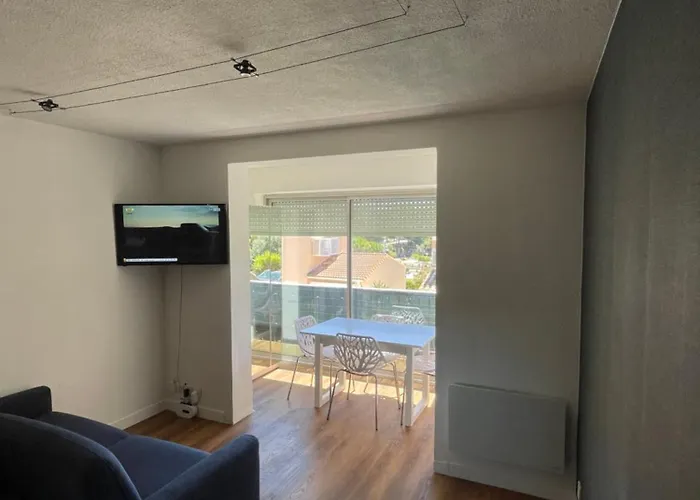 Appartement Plage Du Cap Rousset Carry Le Rouet 1 Chambre 6 Couchages